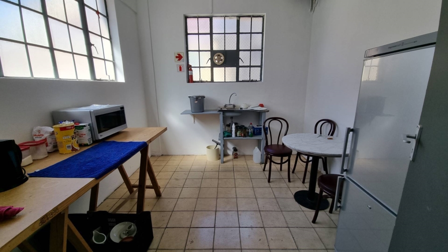 To Let Commercial Property for Rent in Salt River Western Cape